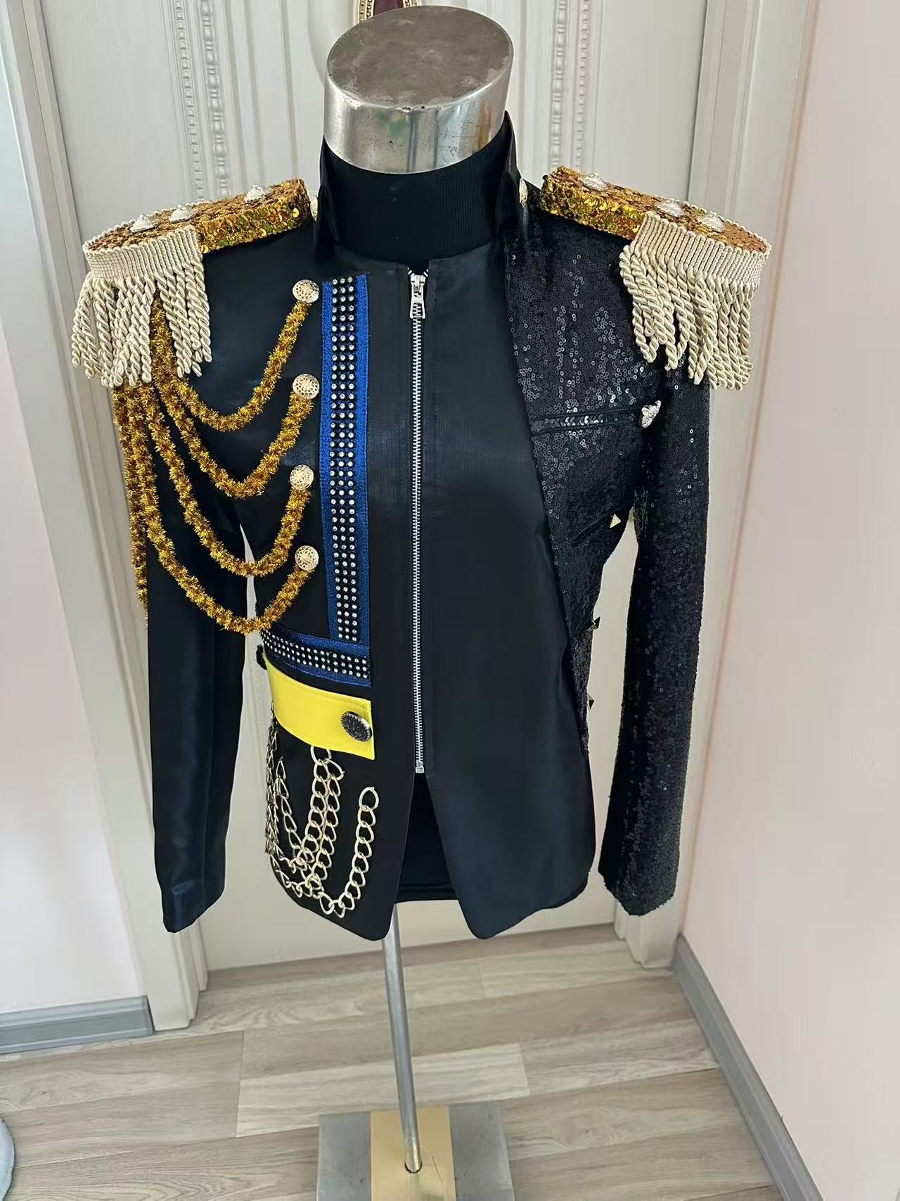 Men'S Formal Wear For A Wedding - 新しい男性タッセルロイヤルジャケットウェディングパーティー宴会フォーマルドレスクラブショーステージパフォーマンス着用