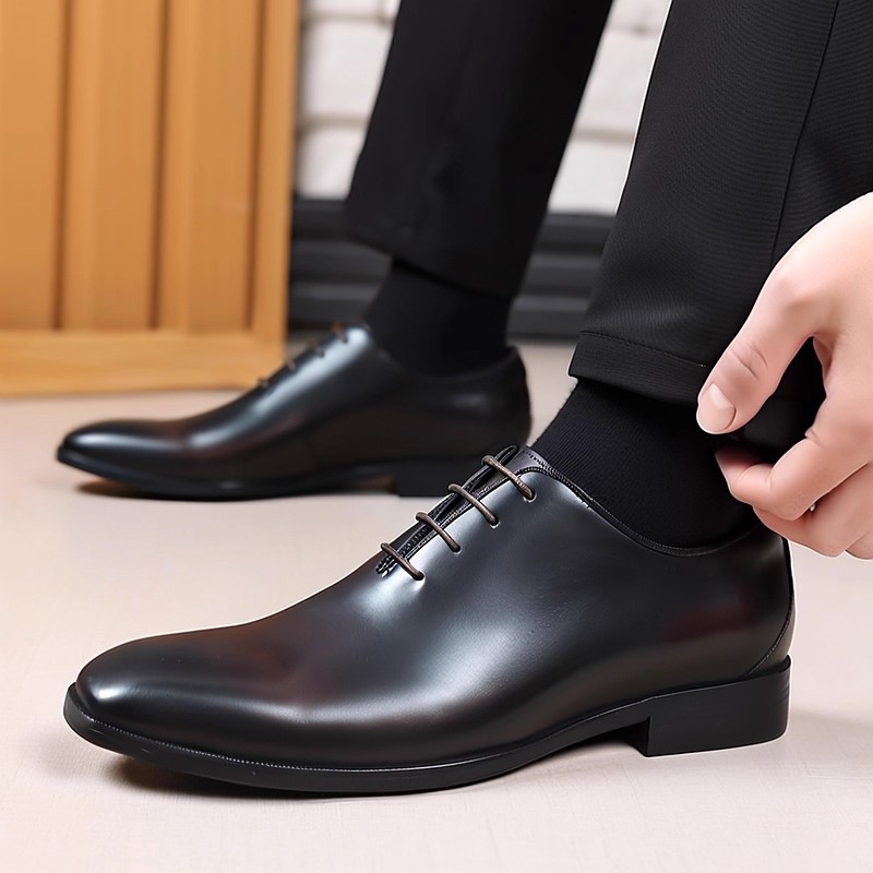 Men Formal Wear Brands - デザイナー本革メンズホールカットオックスフォードシューズ高級ブランドブラックブラウンドレスシューズビジネスオフィスフォーマルウェア