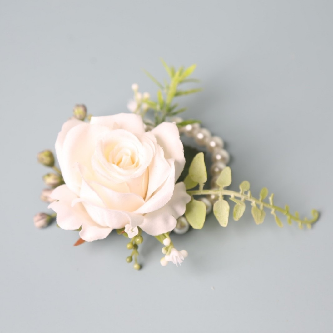 結婚式のスーツのコサージュ男性の花結婚式の男性の人工バラ手首 - Men'S Formal Wear For A Wedding のレビューと価格