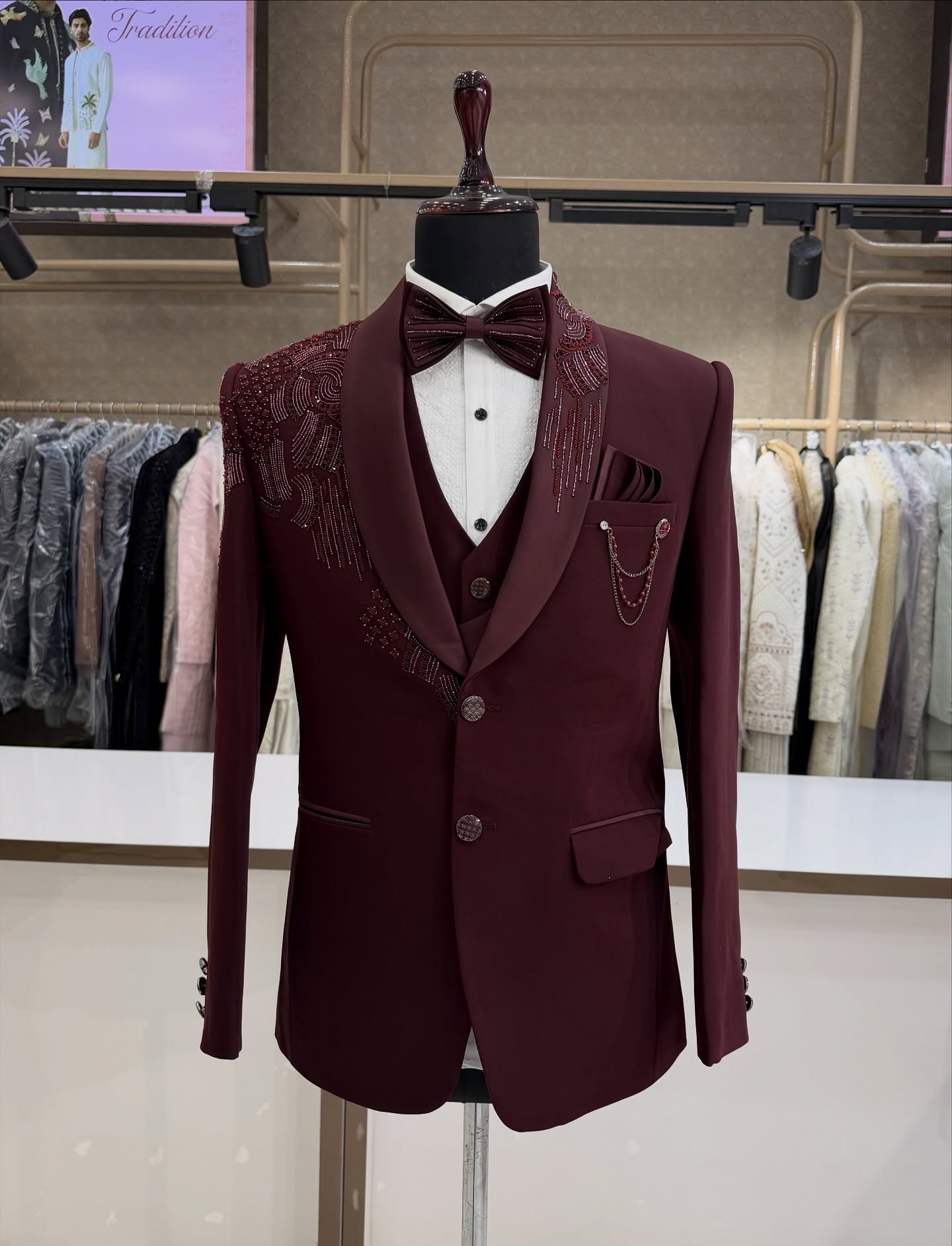 3ピース新郎用ウェディングタキシード、ビーズとクリスタル装飾 - Men Formal Wear Modern のレビューと価格