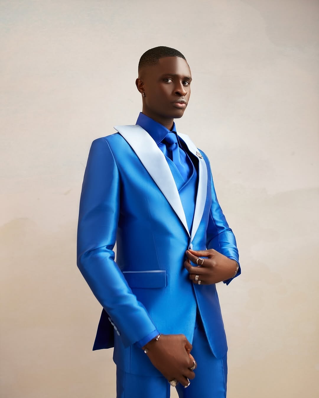 サテンメンズスーツセット 3 ピースブレザー + ベスト + - Men Formal Wear Modern のレビューと価格