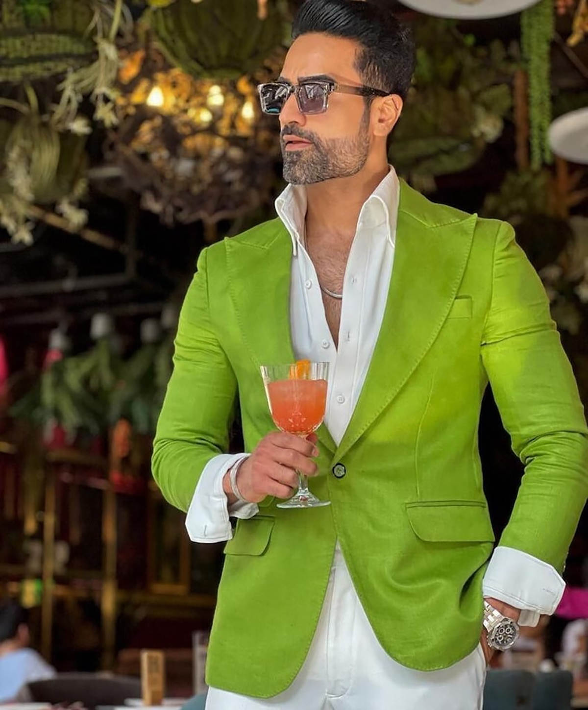 ハンサムグリーン新郎男性結婚式タキシードカスタムメイドピーク - Men Formal Wear Modern のレビューと価格